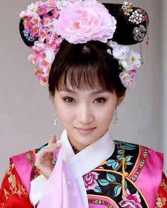 爱新觉罗的明星,揭秘明星背后的皇室传承