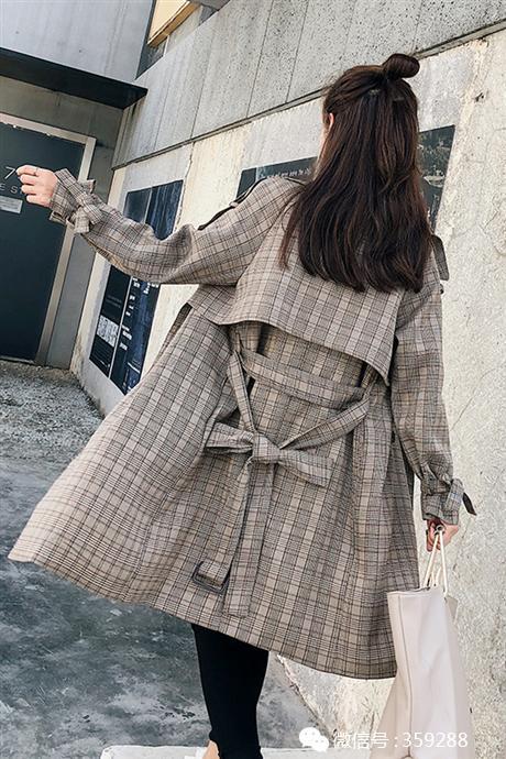 网红款米色西服女装,网红款女装，优雅与时尚的完美融合