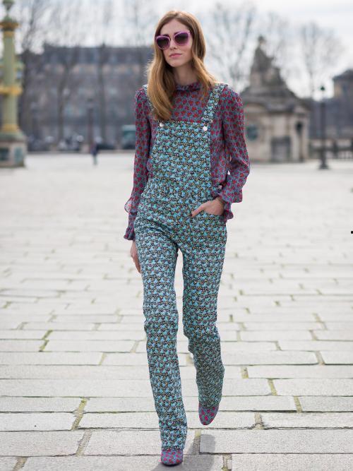 网红爆款背带裤初中,网红爆款背带裤引领初中生时尚潮流