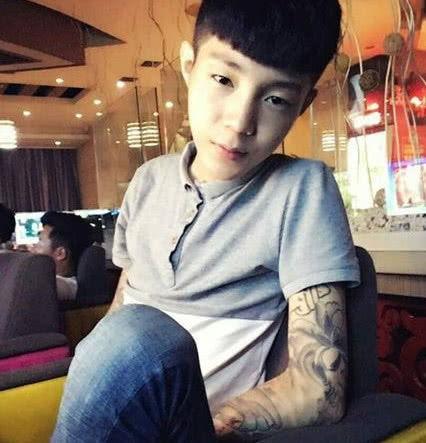 快手同性恋网红有哪些,盘点快手平台上的同性恋网红风采